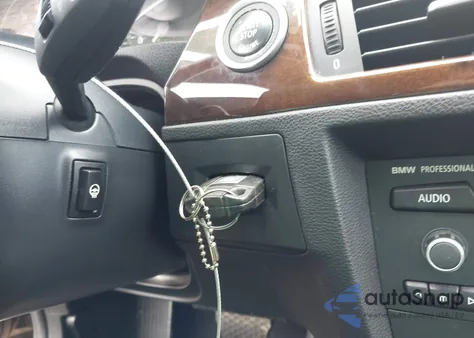 2011 BMW 328I xDrive из США, поврежденный, VIN WBAPK5G54BNN25962